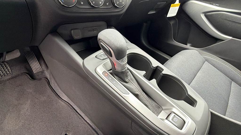 Thumbnail: 2026 Chevrolet Trax - 16