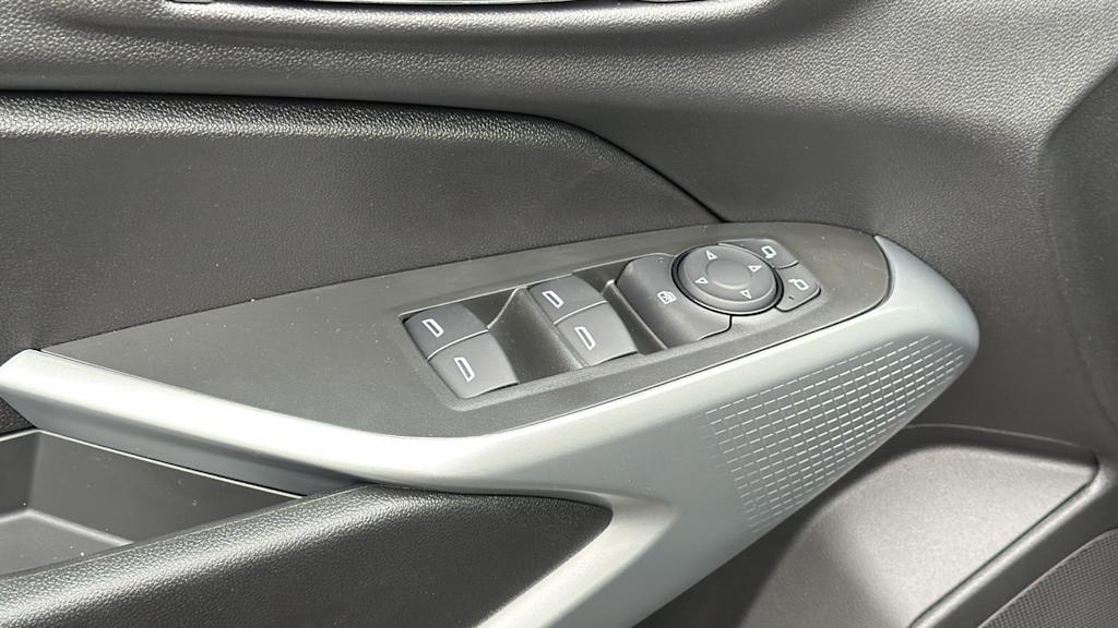 Thumbnail: 2026 Chevrolet Trax - 28