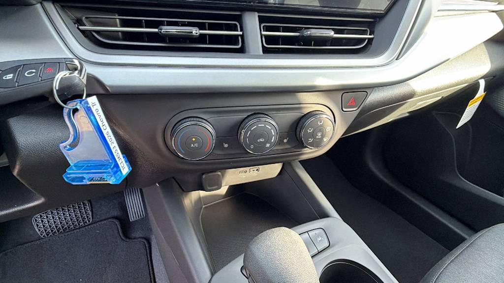 Thumbnail: 2026 Chevrolet Trax - 22