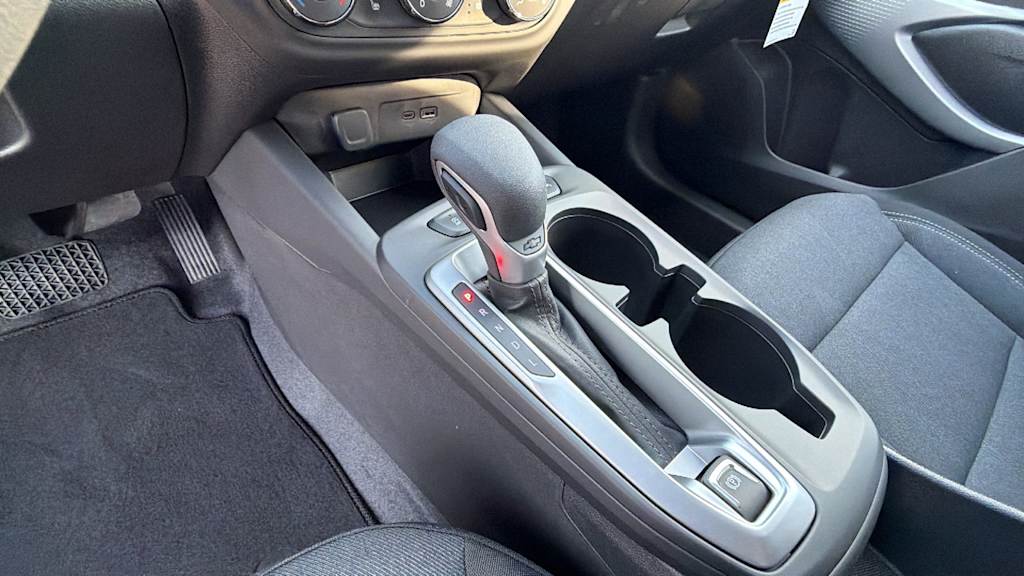 Thumbnail: 2026 Chevrolet Trax - 16