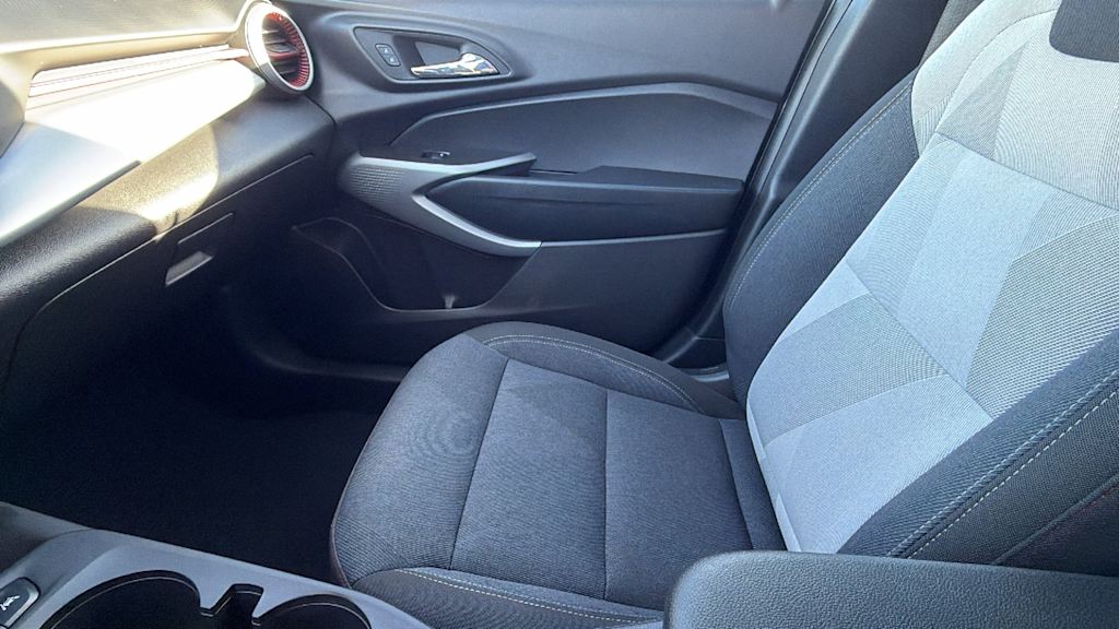 Thumbnail: 2024 Chevrolet Trax - 11