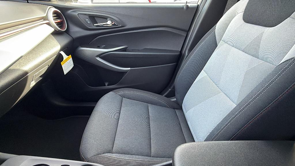 Thumbnail: 2026 Chevrolet Trax - 11