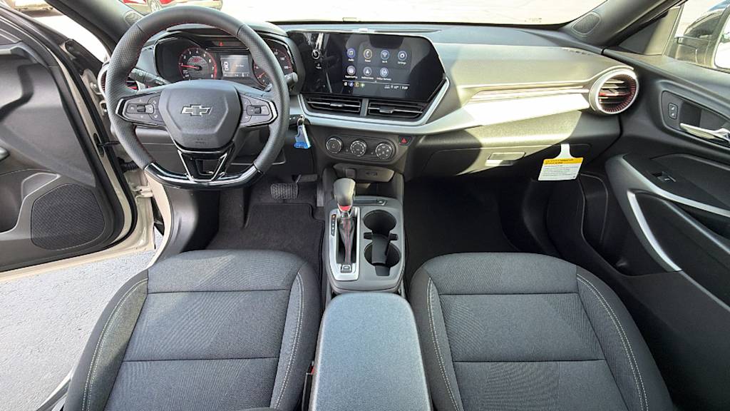 Thumbnail: 2026 Chevrolet Trax - 13