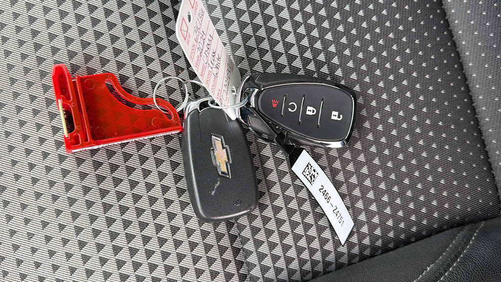 Thumbnail: 2024 Chevrolet Trax - 16