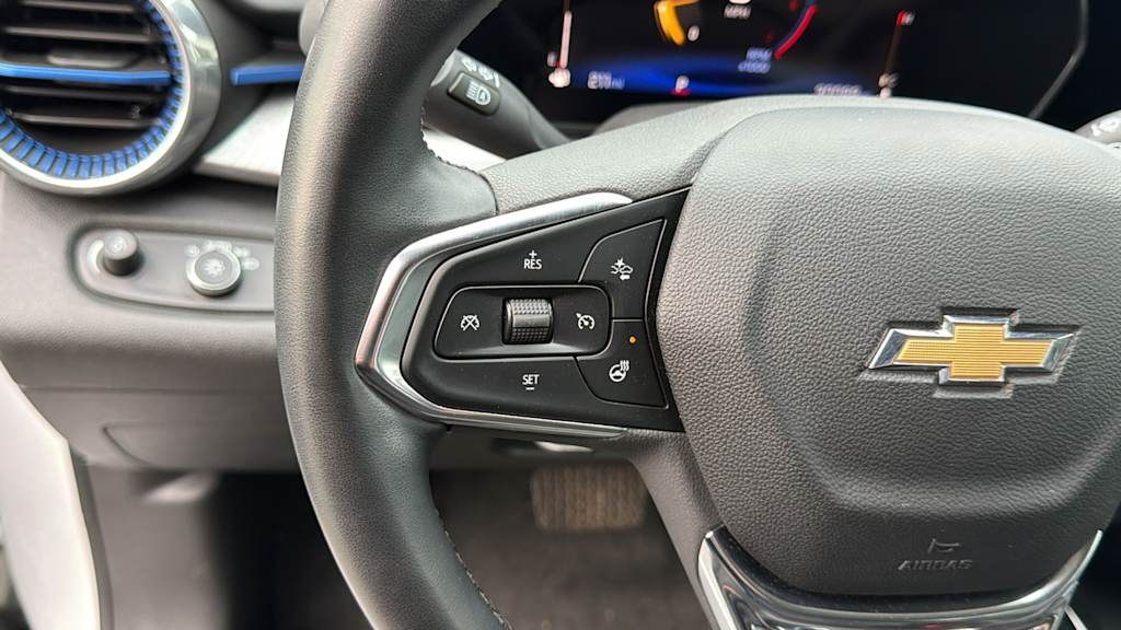 Thumbnail: 2024 Chevrolet Trax - 26