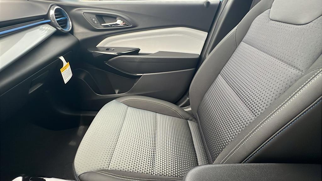 Thumbnail: 2025 Chevrolet Trax - 11