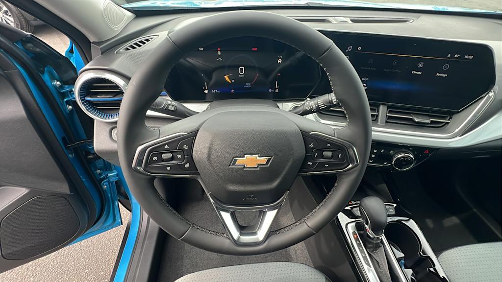 Thumbnail: 2025 Chevrolet Trax - 9