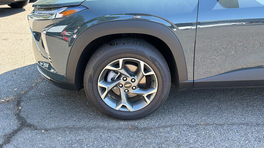 Thumbnail: 2025 Chevrolet Trax - 7