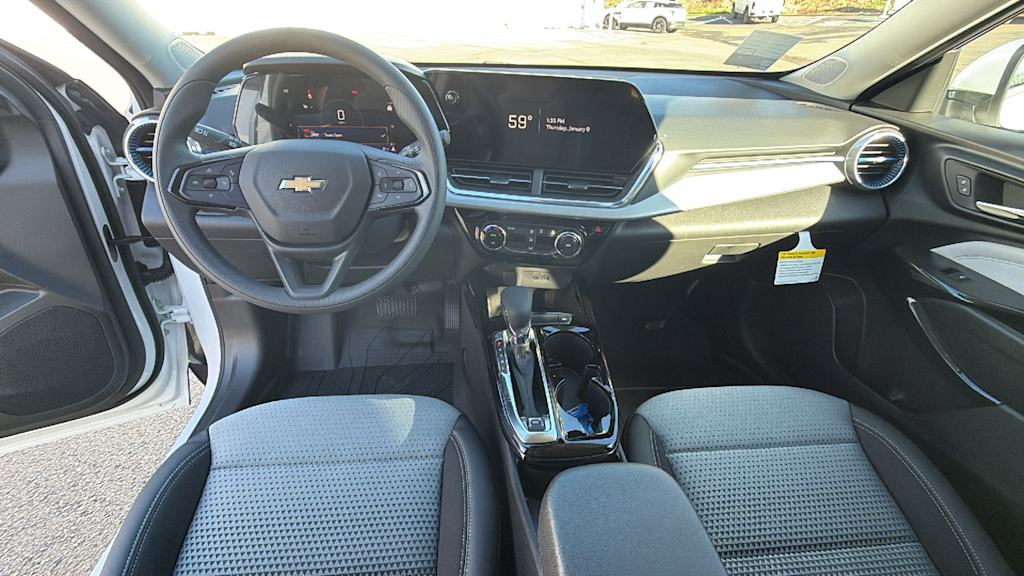 Thumbnail: 2026 Chevrolet Trax - 13