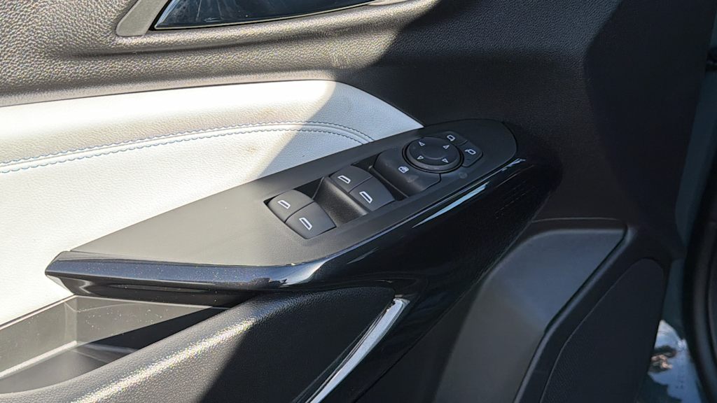 Thumbnail: 2026 Chevrolet Trax - 27