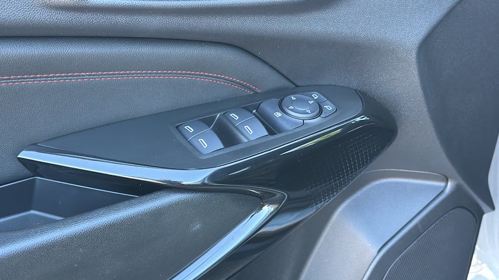 Thumbnail: 2026 Chevrolet Trax - 27