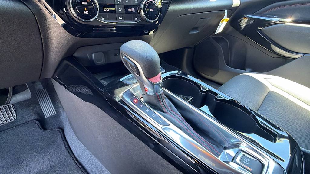 Thumbnail: 2026 Chevrolet Trax - 14