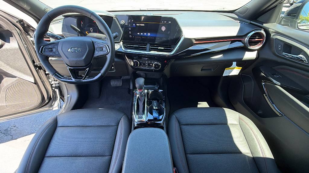 Thumbnail: 2026 Chevrolet Trax - 12