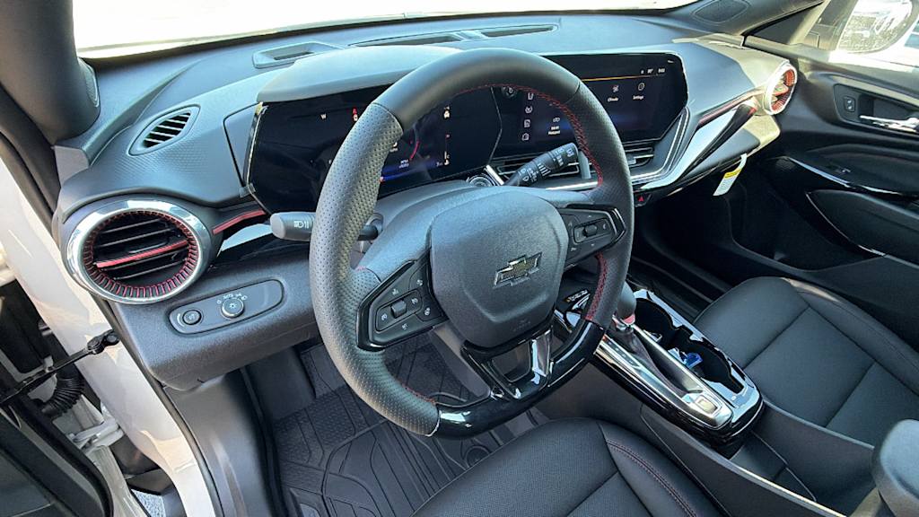 Thumbnail: 2026 Chevrolet Trax - 2