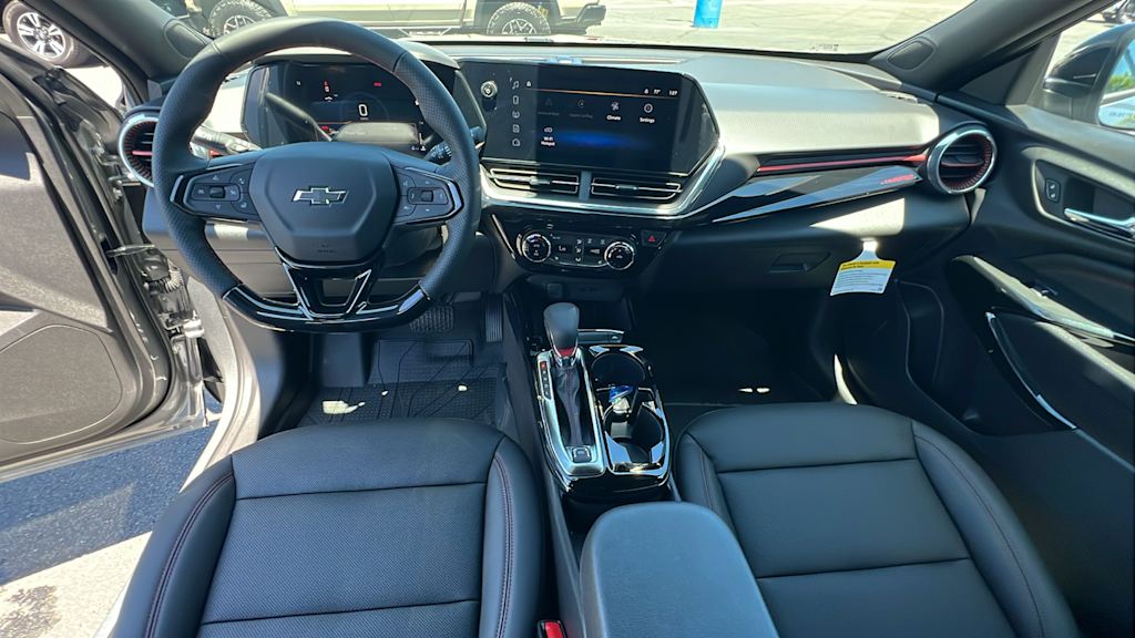 Thumbnail: 2025 Chevrolet Trax - 12