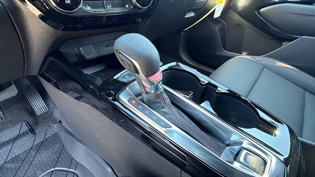 Thumbnail: 2026 Chevrolet Trax - 15