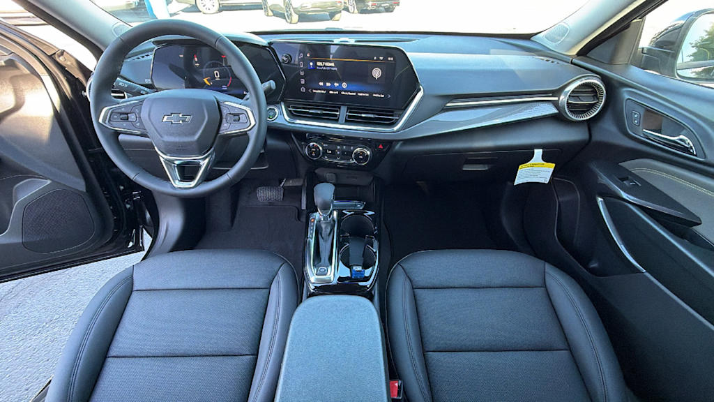 Thumbnail: 2026 Chevrolet Trax - 13