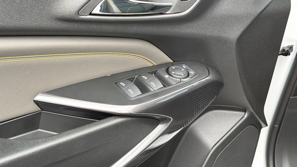 Thumbnail: 2026 Chevrolet Trax - 27
