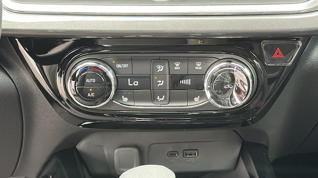 Thumbnail: 2026 Chevrolet Trax - 23