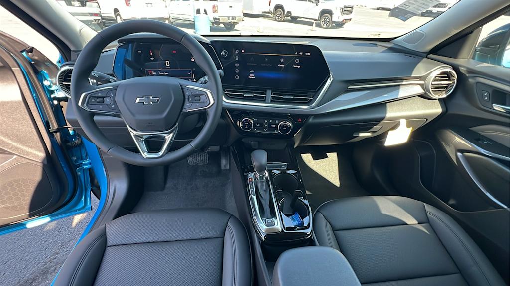 Thumbnail: 2025 Chevrolet Trax - 12