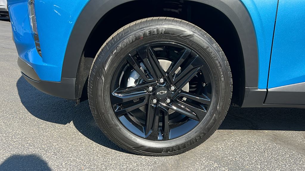 Thumbnail: 2025 Chevrolet Trax - 7