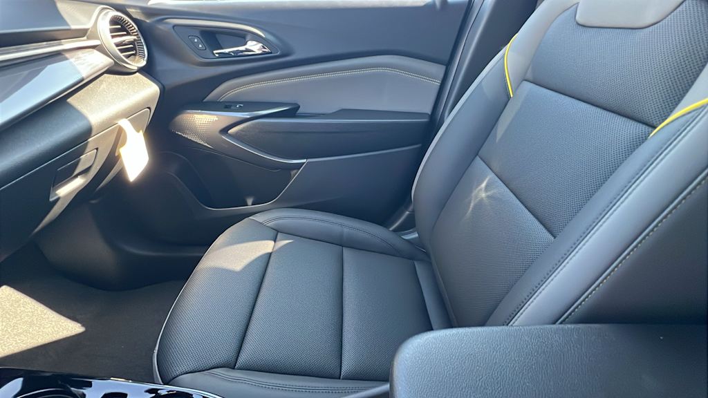 Thumbnail: 2025 Chevrolet Trax - 10