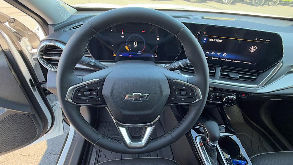 Thumbnail: 2026 Chevrolet Trax - 9