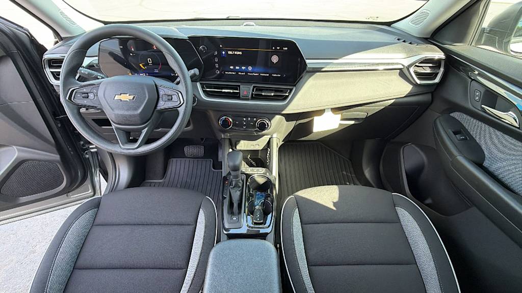Thumbnail: 2026 Chevrolet TrailBlazer - 13