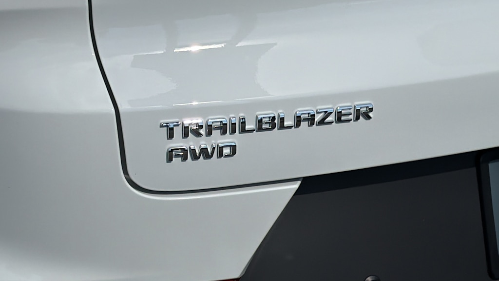 Thumbnail: 2026 Chevrolet TrailBlazer - 6