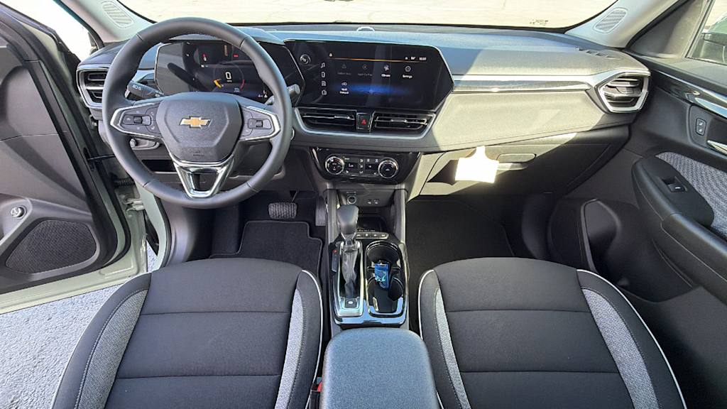 Thumbnail: 2026 Chevrolet TrailBlazer - 13