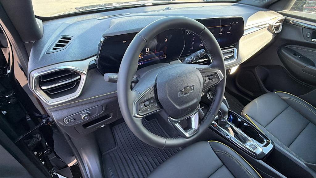 Thumbnail: 2026 Chevrolet TrailBlazer - 2