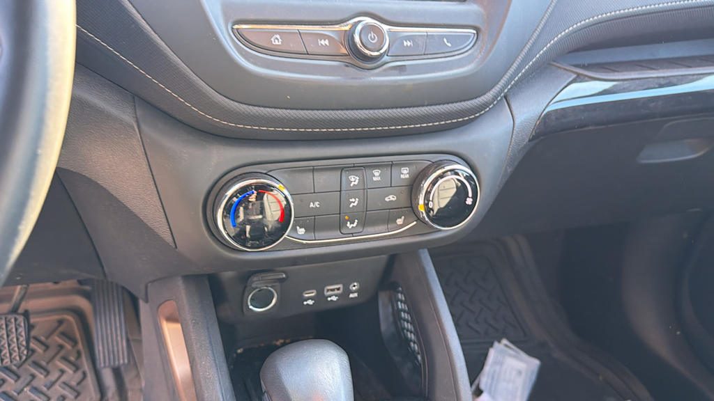 Thumbnail: 2023 Chevrolet TrailBlazer - 19