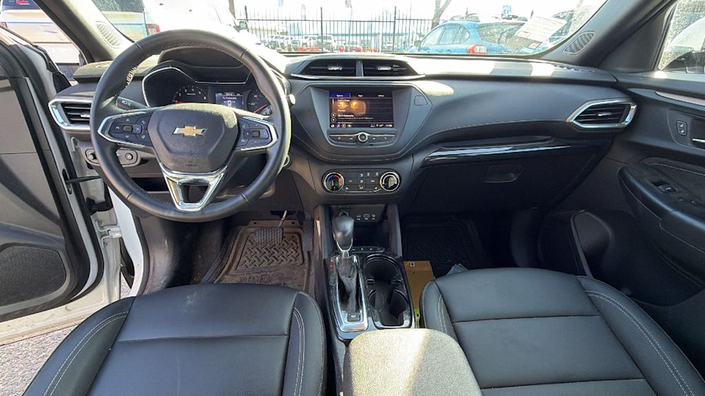 Thumbnail: 2023 Chevrolet TrailBlazer - 11