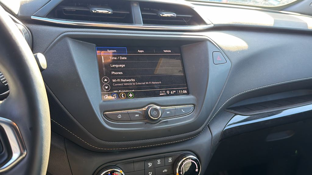 Thumbnail: 2023 Chevrolet TrailBlazer - 12