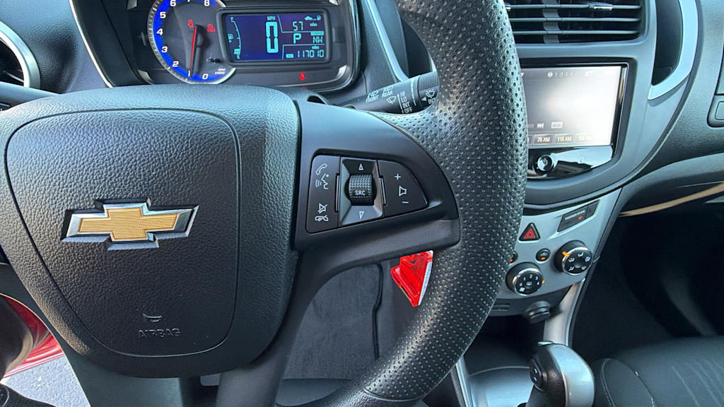 Thumbnail: 2015 Chevrolet Trax - 27