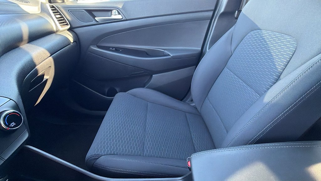 Thumbnail: 2019 Hyundai Tucson - 11