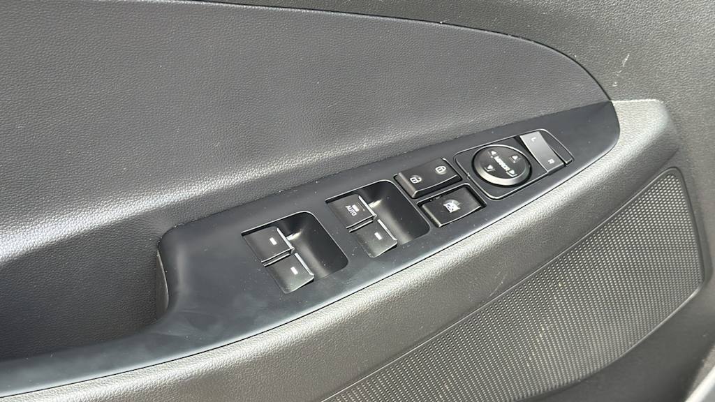 Thumbnail: 2017 Hyundai Tucson - 28