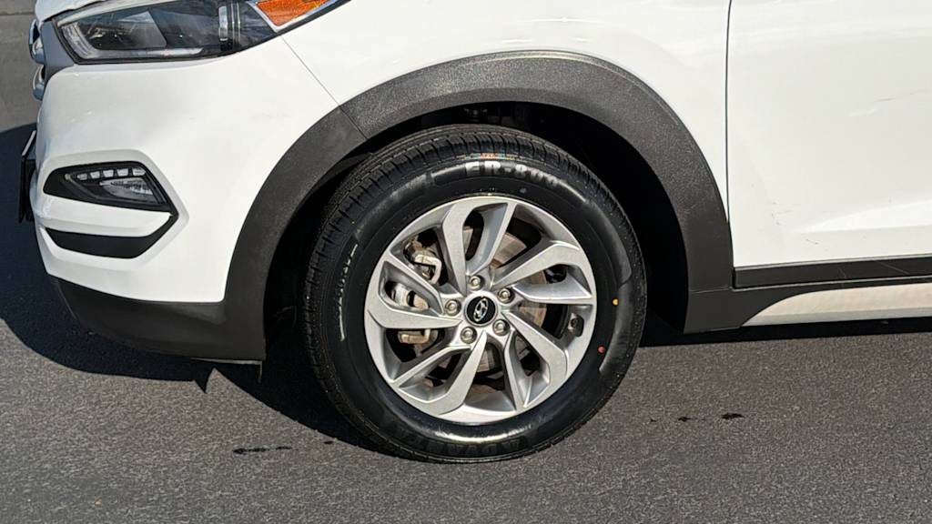 Thumbnail: 2018 Hyundai Tucson - 8