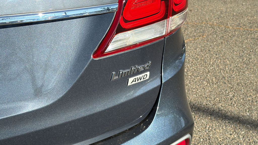 Thumbnail: 2017 Hyundai Santa Fe - 21