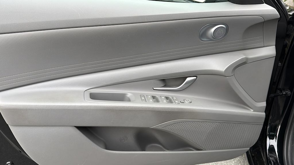 Thumbnail: 2023 Hyundai Elantra - 27