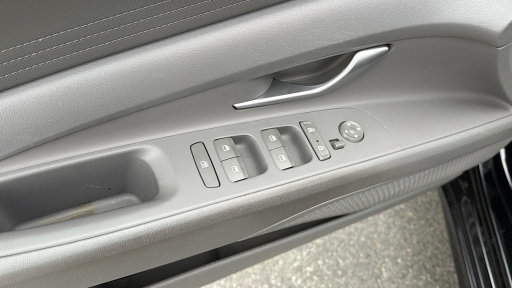 Thumbnail: 2023 Hyundai Elantra - 26