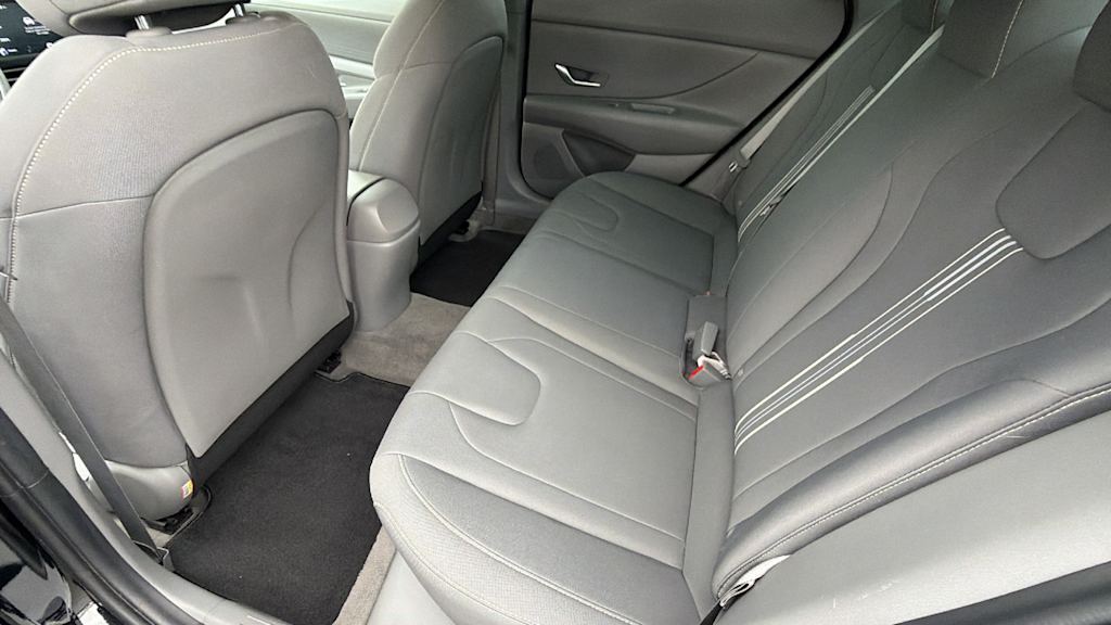 Thumbnail: 2023 Hyundai Elantra - 11