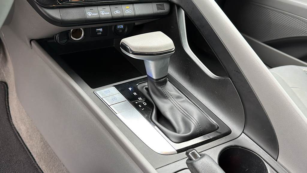 Thumbnail: 2023 Hyundai Elantra - 15