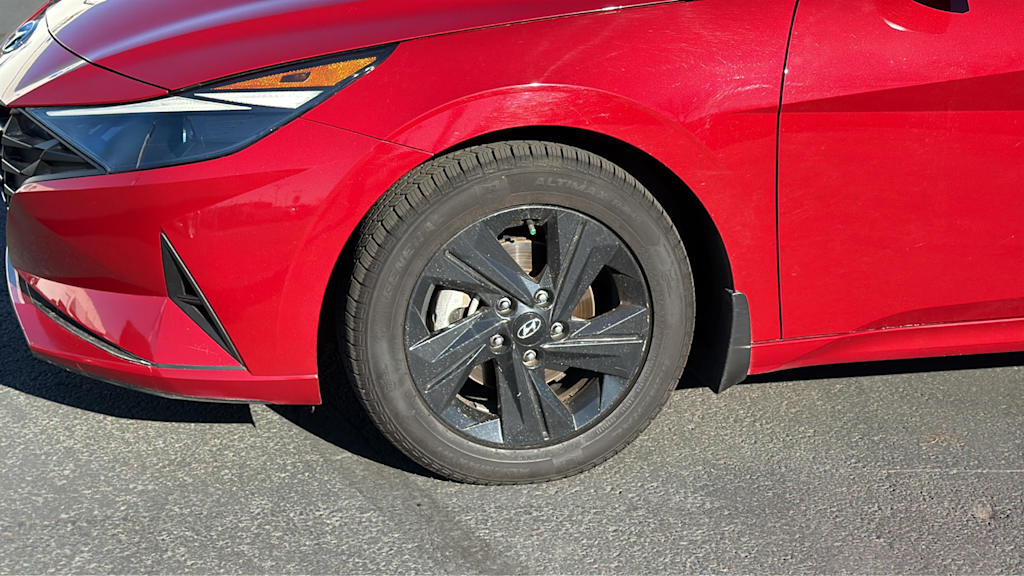Thumbnail: 2023 Hyundai Elantra - 7