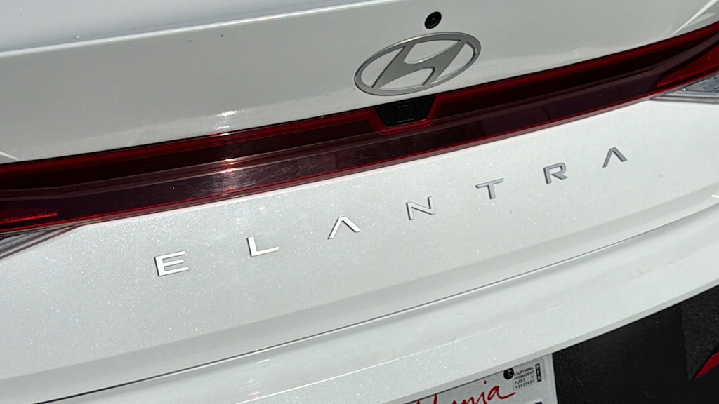 Thumbnail: 2024 Hyundai Elantra - 6