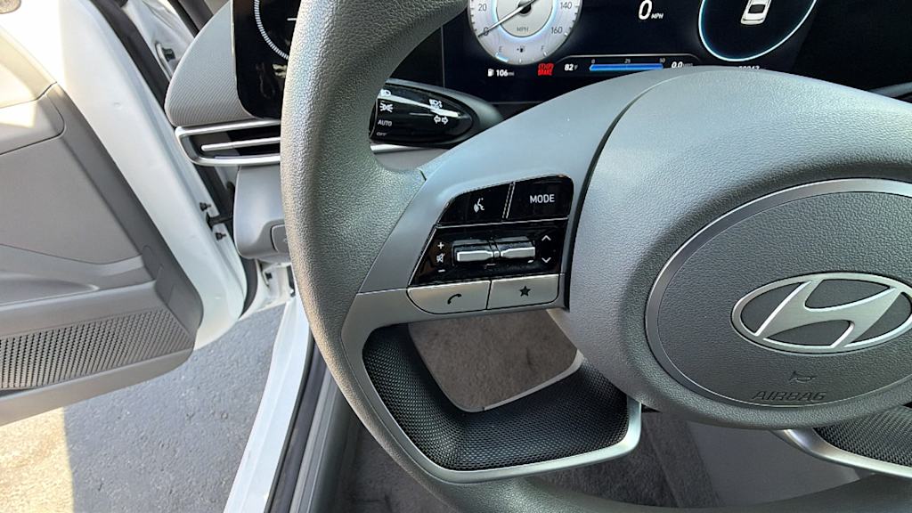 Thumbnail: 2024 Hyundai Elantra - 25