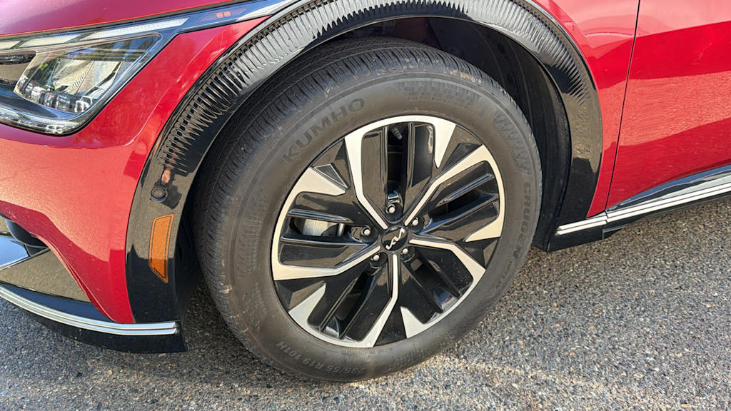 Thumbnail: 2024 Kia EV6 - 5