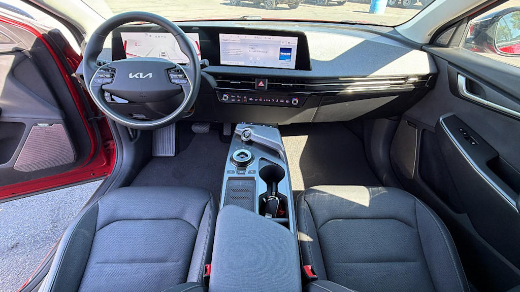 Thumbnail: 2024 Kia EV6 - 13