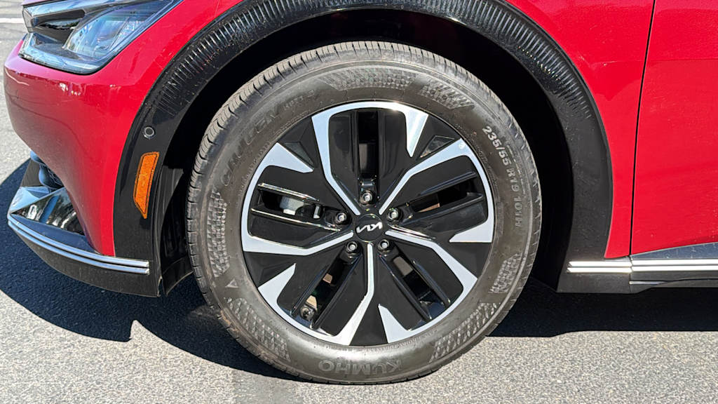 Thumbnail: 2024 Kia EV6 - 7