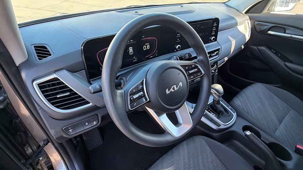 Thumbnail: 2024 Kia Seltos - 2